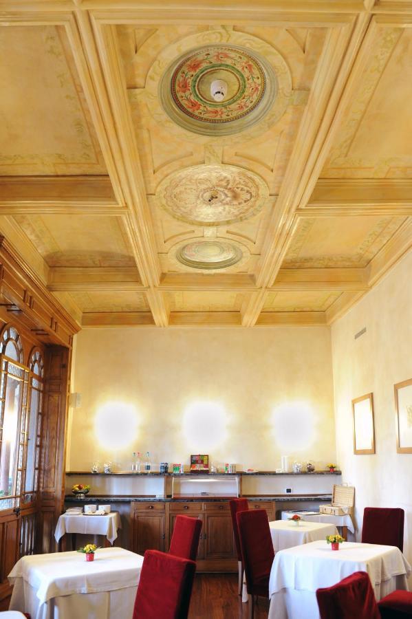 Dimora Del Barone Hotel Romagnano Sesia Exterior photo