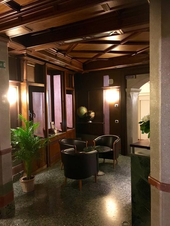 Dimora Del Barone Hotel Romagnano Sesia Exterior photo